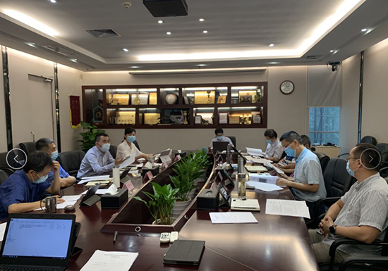 集團黨委理論學(xué)習中心組專(zhuān)題學(xué)習全國“兩會(huì )”精神