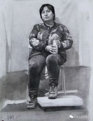 【泉威教學】北京三皇垚畫室丨素描全身像 作品展示
