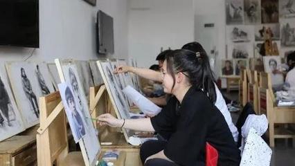 美術(shù)藝考一般要花多少錢?北京畫室來帶你了解一下!