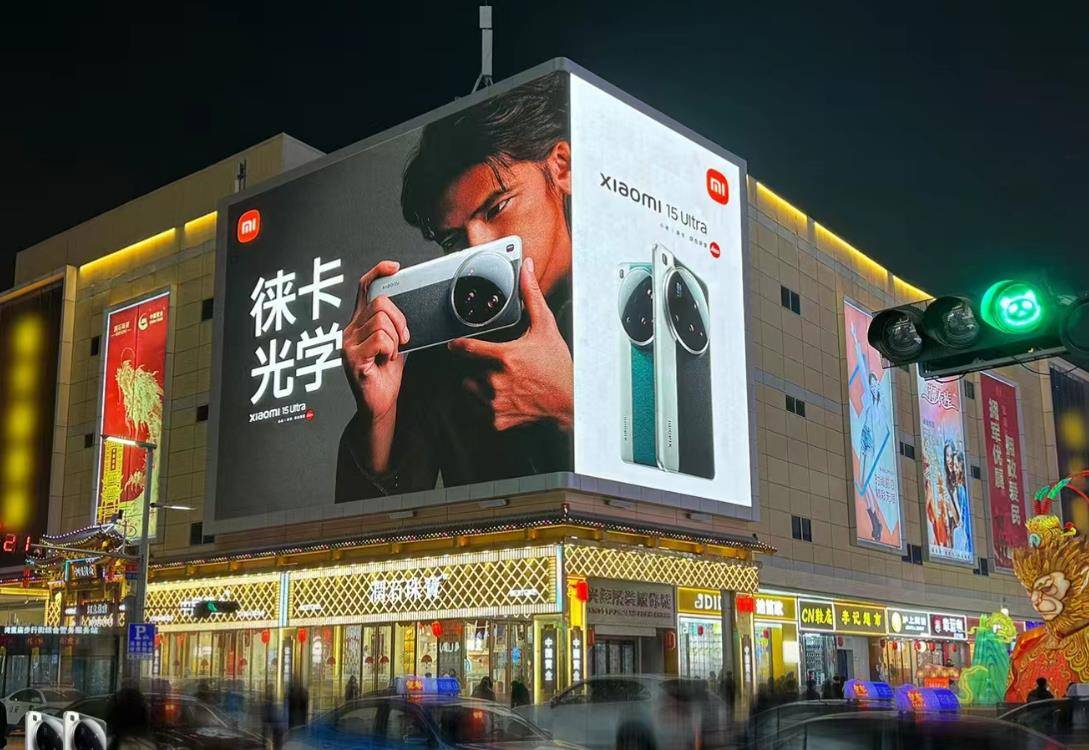 灣里廟大屏 點亮城市空間的廣告新名片